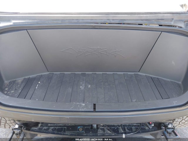 2025 TESLA CYBERTRUCK 7G2CEHEE7SA059773 Photo 9