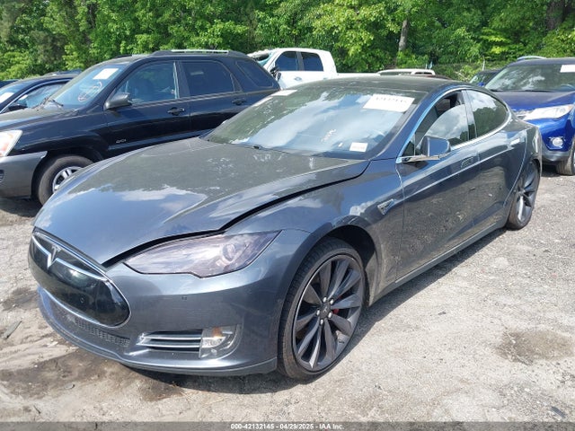 2014 TESLA MODEL S 5YJSA1H29EFP63032 Photo 1