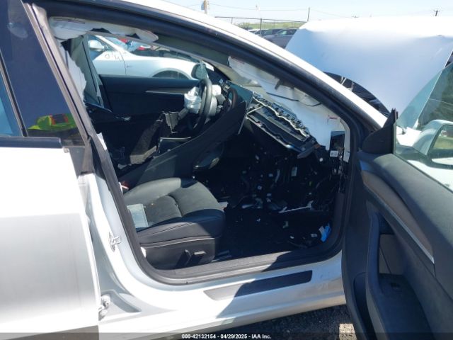 2023 TESLA MODEL 3 5YJ3E1EA5PF553275 Photo 4