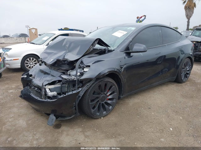 2024 TESLA MODEL Y 7SAYGDEF7RF053265 Photo 1