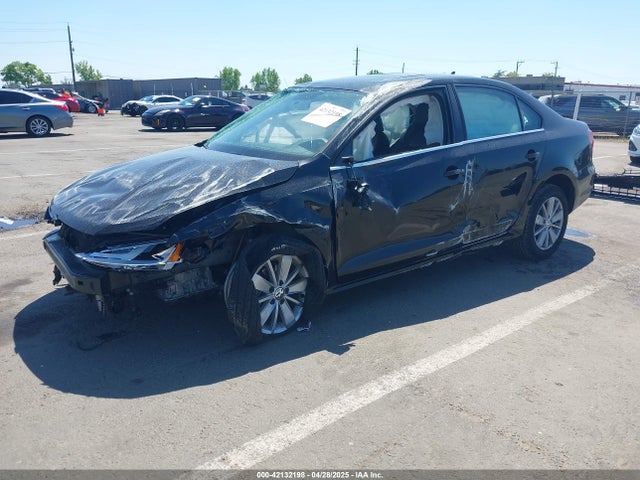 3VWD67AJ1GM263988 Volkswagen Jetta 1.4t Se