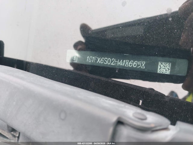 1G1FX6S02H4186658 Chevrolet Bolt Ev Premier