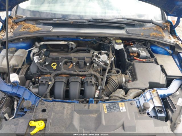 1FADP3F24JL214504 Ford FOCUS SE