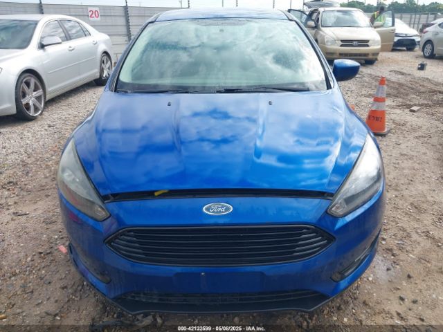 1FADP3F24JL214504 Ford FOCUS SE