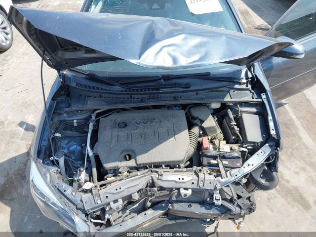 2T1BURHE5JC015120 Toyota COROLLA SE