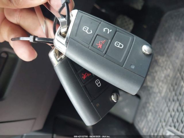 2023 VOLKSWAGEN TIGUAN 3VVRB7AX4PM015440 Photo 10