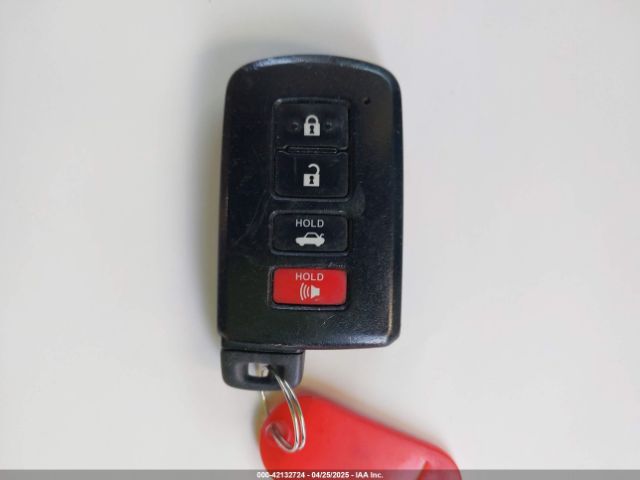 4T1BD1FKXFU164963 Toyota Camry Hybrid Le