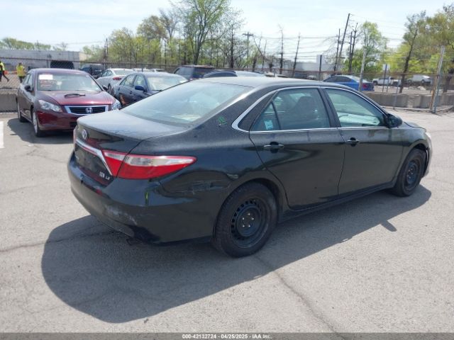 4T1BD1FKXFU164963 Toyota Camry Hybrid Le