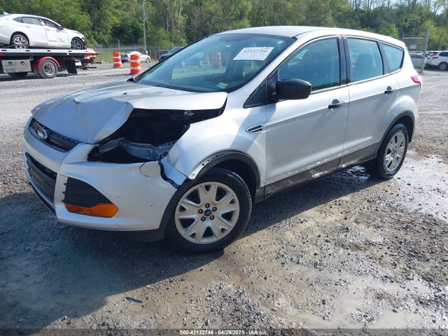 Ford ESCAPE S 2014 1FMCU0F78EUA58827 Image 2