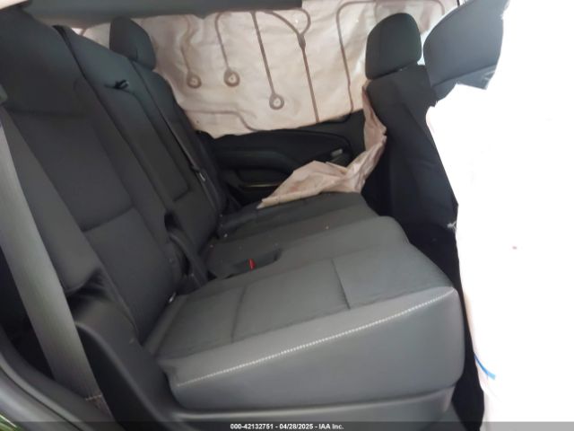 1GKS2AKC8GR420440 GMC YUKON SLE