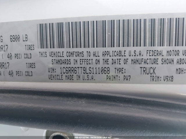 1C6RR6TT9LS111068 RAM 1500 Classic Slt  4x2 6'4 Box