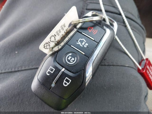 3LN6L2G97ER811198 Lincoln MKZ