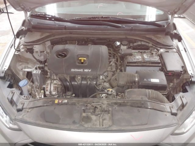 5NPD84LF6JH267181 Hyundai ELANTRA SEL