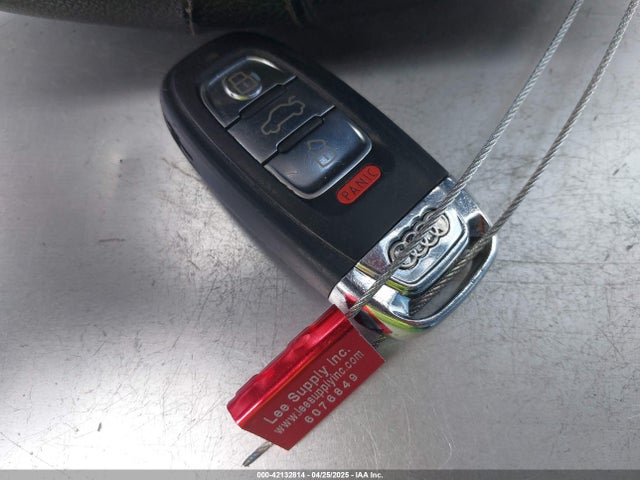 2012 AUDI A4 WAUAFAFLXCN001039 Photo 10