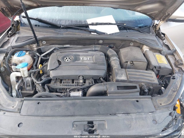1VWAT7A39GC039477 Volkswagen Passat 1.8t S