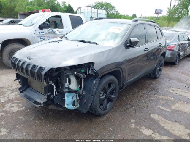 1C4PJLCB2JD595549 Jeep Cherokee Latitude Fwd