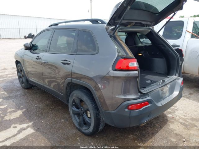 1C4PJLCB2JD595549 Jeep Cherokee Latitude Fwd