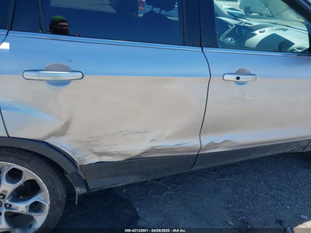 1FMCU9J90GUA25739 Ford Escape Titanium