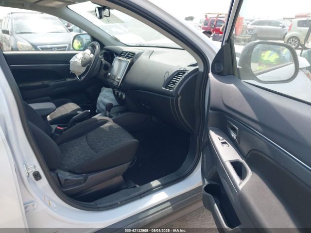 2024 MITSUBISHI OUTLANDER SPORT JA4ARUAU0RU020851 Photo 4