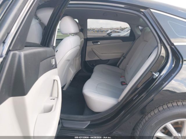 5NPE24AFXKH754314 Hyundai SONATA SE