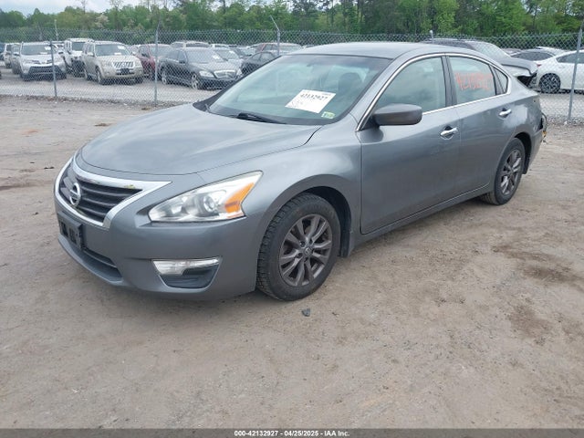 Nissan Altima 2.5 S 2015 1N4AL3AP2FC567235 Image 2