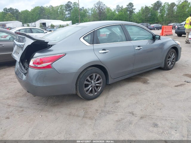 Nissan Altima 2.5 S 2015 1N4AL3AP2FC567235 Image 4