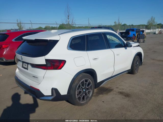 2023 BMW X1 WBX73EF07P5X50697 Photo 3