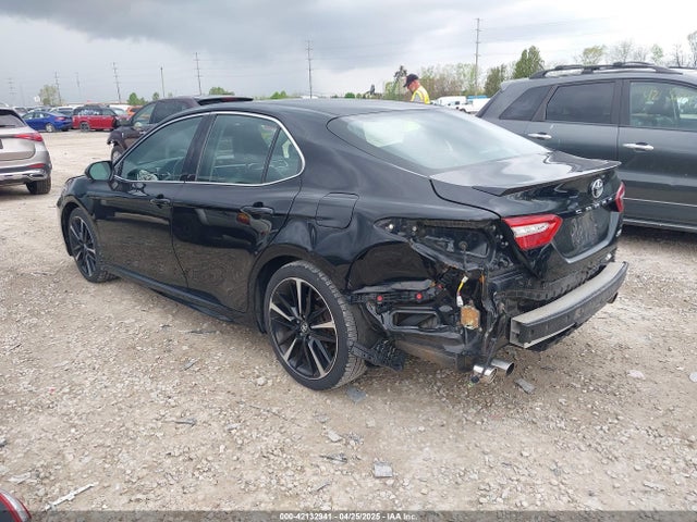 4T1B61HK7JU098209 Toyota CAMRY XSE