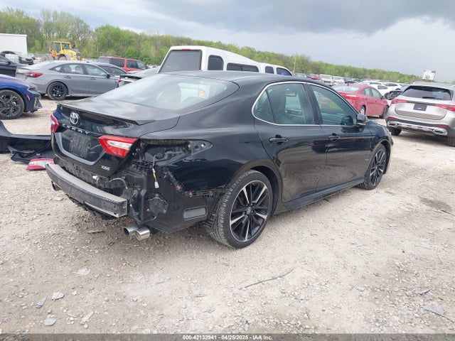 4T1B61HK7JU098209 Toyota CAMRY XSE