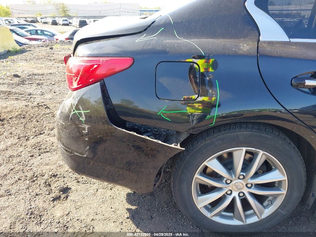 JN1EV7AR2GM341323 Infiniti Q50 3.0t Premium