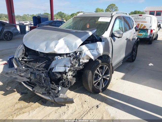 5N1AT2MTXKC778816 Nissan ROGUE SV