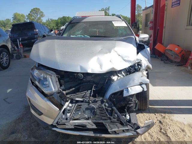 5N1AT2MTXKC778816 Nissan ROGUE SV