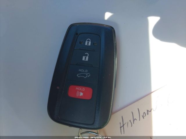 5TDFZRBHXMS080062 Toyota Highlander Platinum