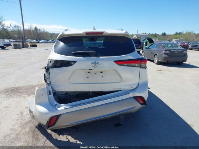 5TDFZRBHXMS080062 Toyota Highlander Platinum