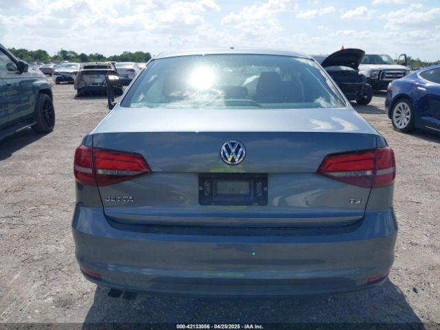 3VW2B7AJ7HM212287 Volkswagen Jetta 1.4t S