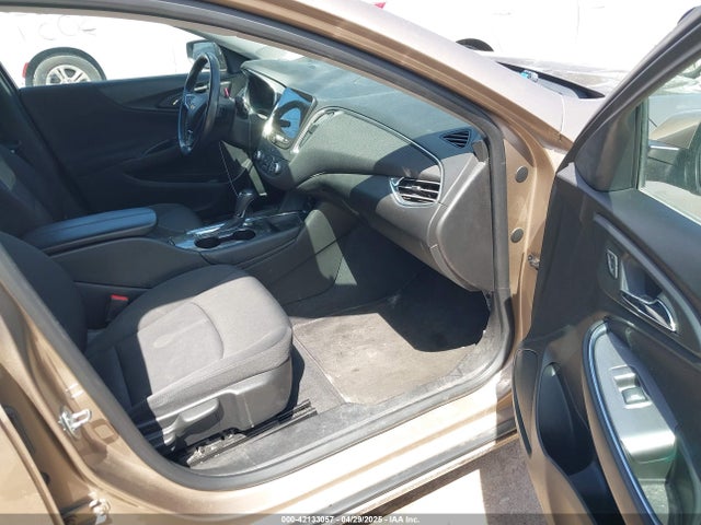 Chevrolet MALIBU LT 2018 1G1ZD5ST8JF136044 Image 5