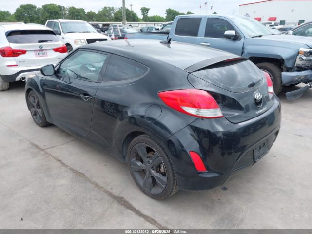 KMHTC6AD8HU324578 Hyundai Veloster Value Edition