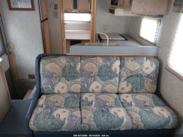 1994 FORD ECONOLINE 1FDKE30G8RHA87438 Photo 7