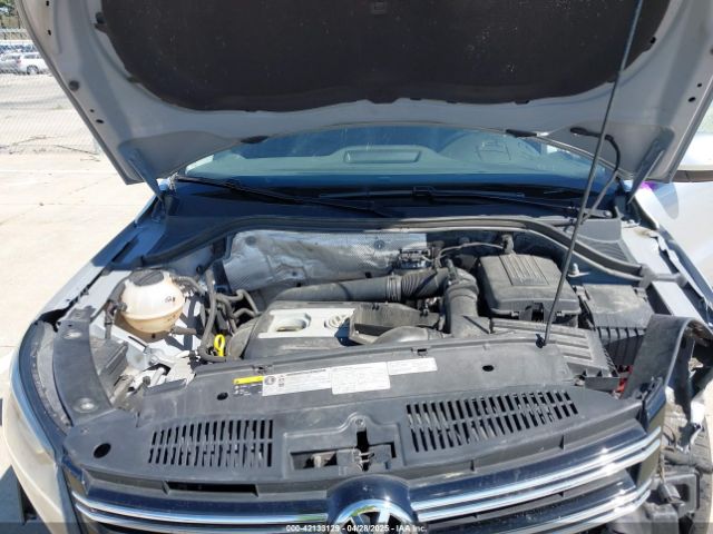 WVGAV7AXXGW575199 Volkswagen TIGUAN SE