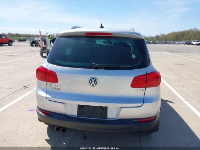 WVGAV7AXXGW575199 Volkswagen TIGUAN SE
