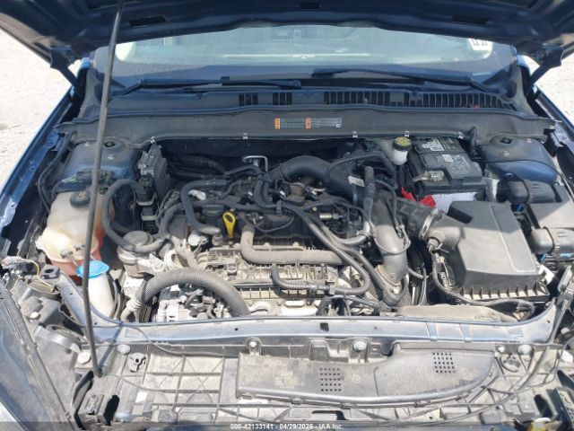 3FA6P0HD2KR126379 Ford FUSION SE
