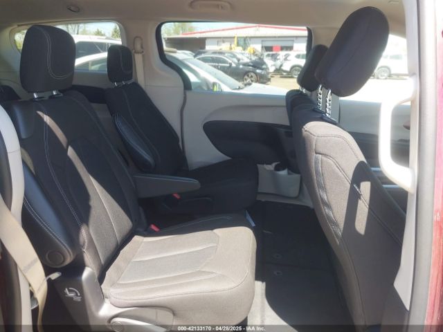 2C4RC1CG5PR551876 Chrysler Voyager Lx