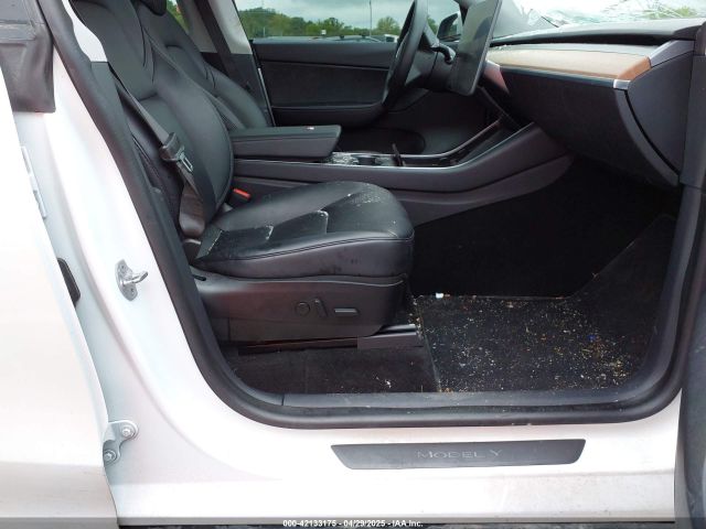 2020 TESLA MODEL Y 5YJYGDEE8LF012994 Photo 4