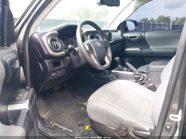 3TMAZ5CN0KM094427 Toyota Tacoma Sr5 V6