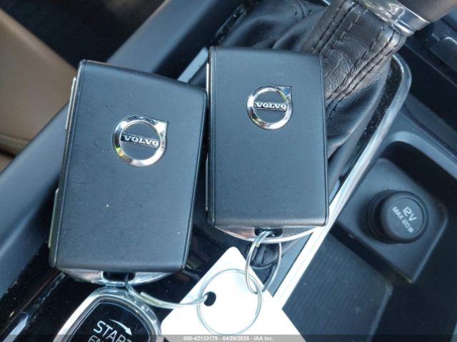 LYV102DK2KB255458 Volvo Xc60 T5 Momentum