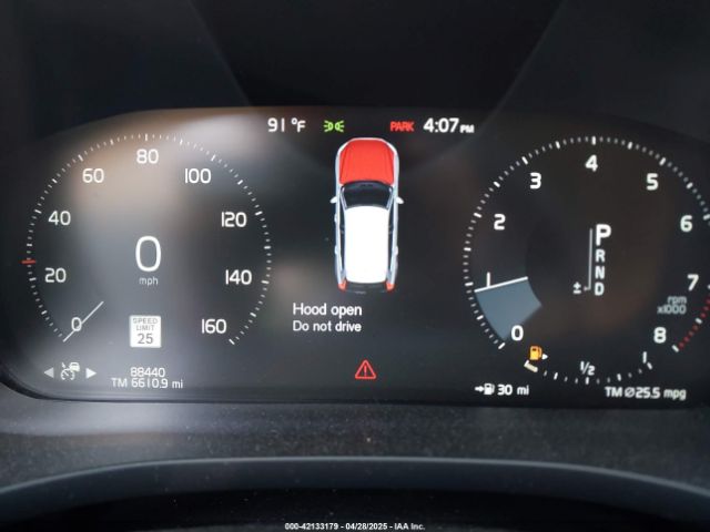 LYV102DK2KB255458 Volvo Xc60 T5 Momentum
