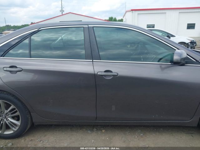 4T1BF1FK0GU227757 Toyota CAMRY SE