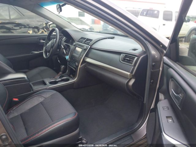 4T1BF1FK0GU227757 Toyota CAMRY SE