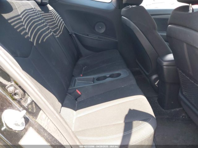 KMHTC6AD2GU274467 Hyundai Veloster