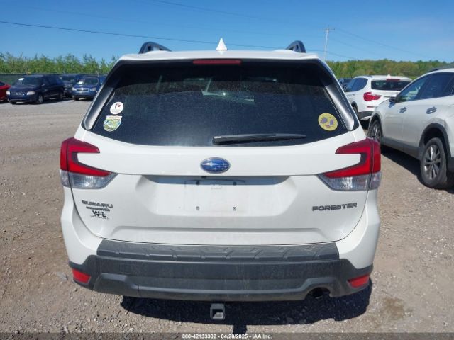 JF2SKADC4NH439676 Subaru Forester Premium